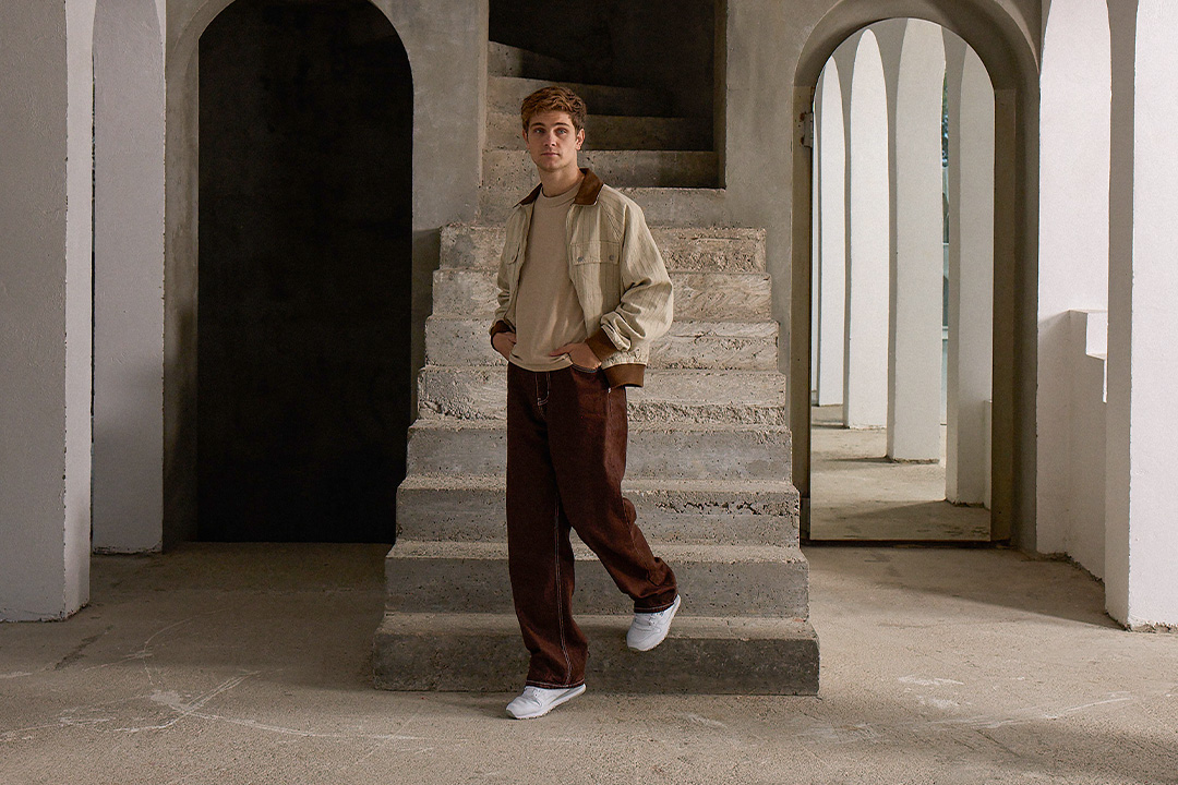 Reebok AW25